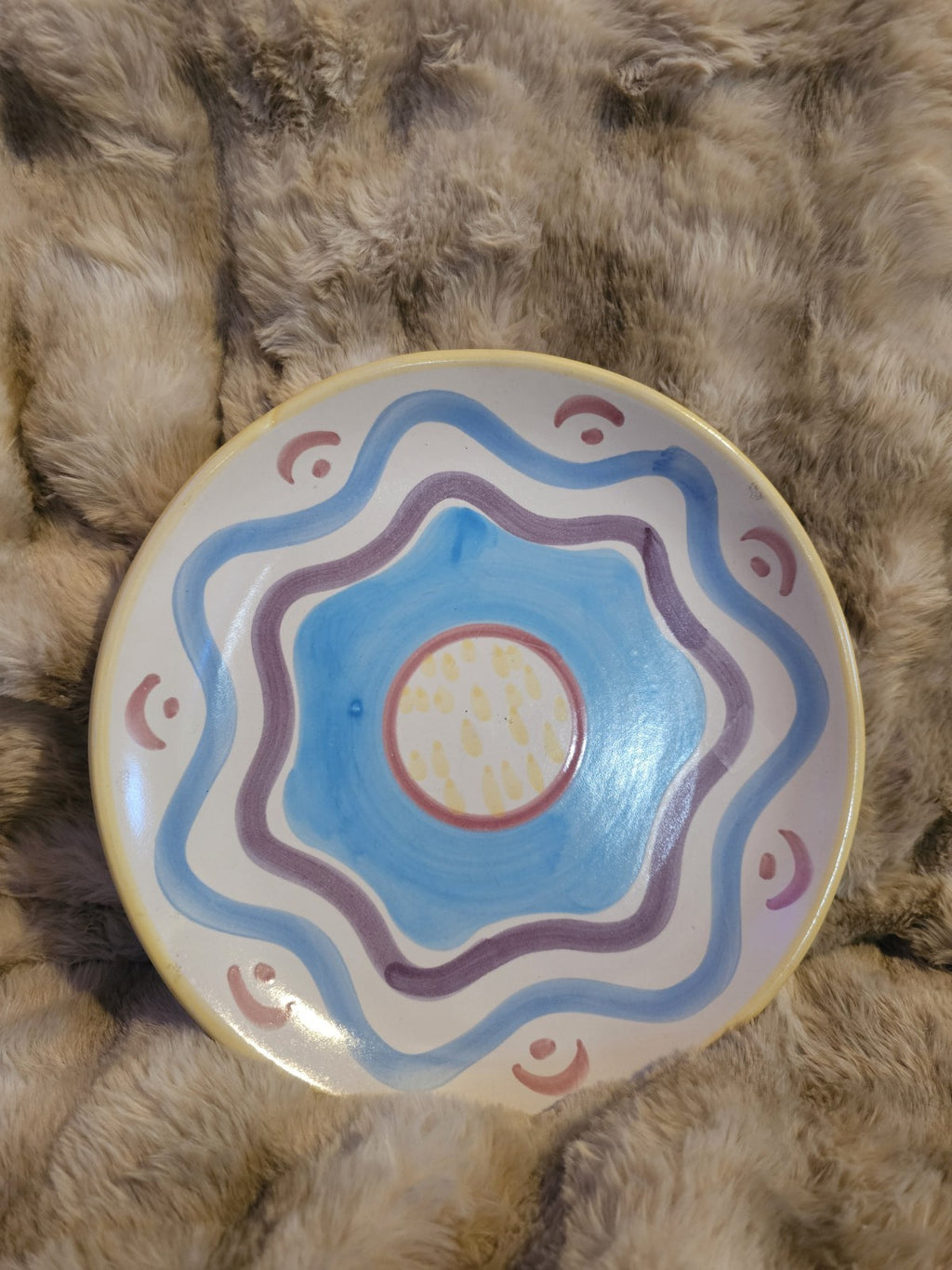 Plate Italian 1 of a kind Solimene beautiful design 9 1/2 size salad plate