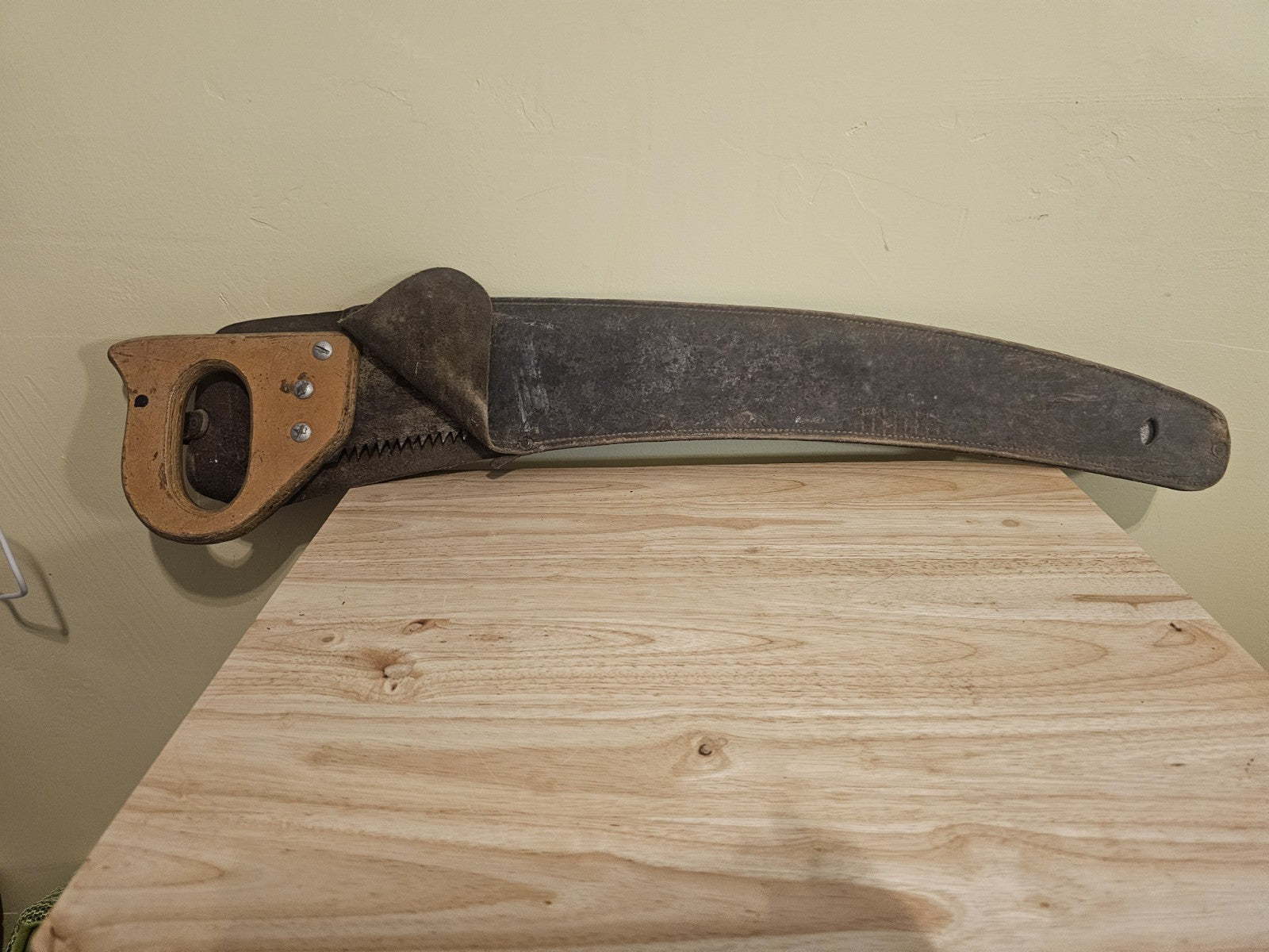 Vintage old hand saws