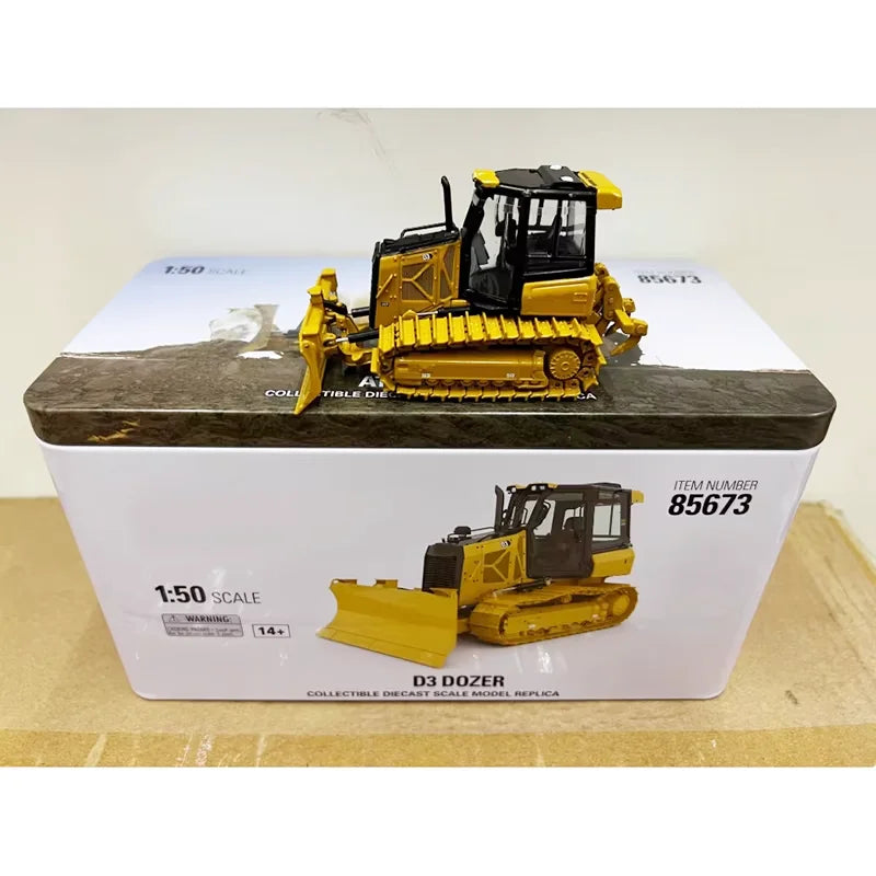 DM 85673 Diecast 1:50 Scale D3 Dozer Alloy Engineering Forklift Loader Model Adult Classic Collection Gift Static Display
