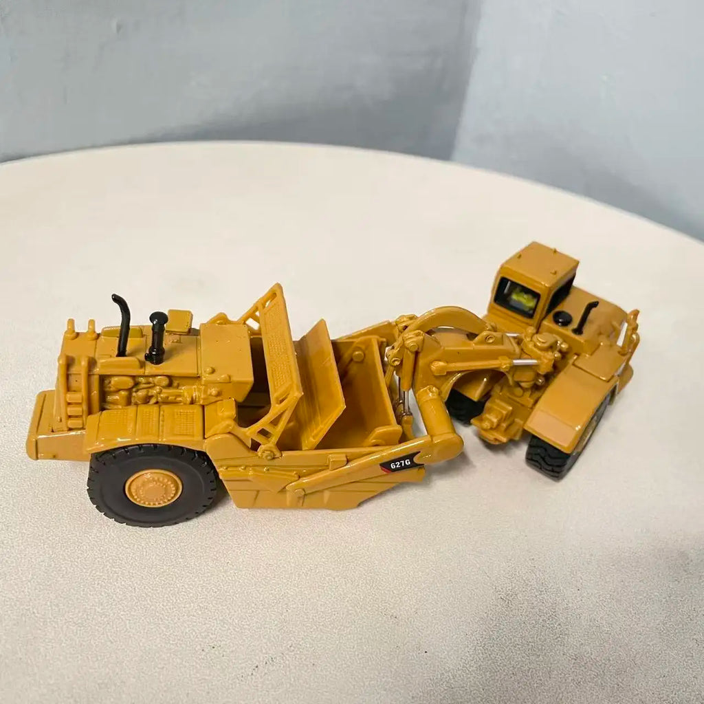 Die-cast 1:87 Cat 627g Wheel Scraper Alloy Model Simulation Engineering Vehicle 85134 Collection Commemorative Ornament