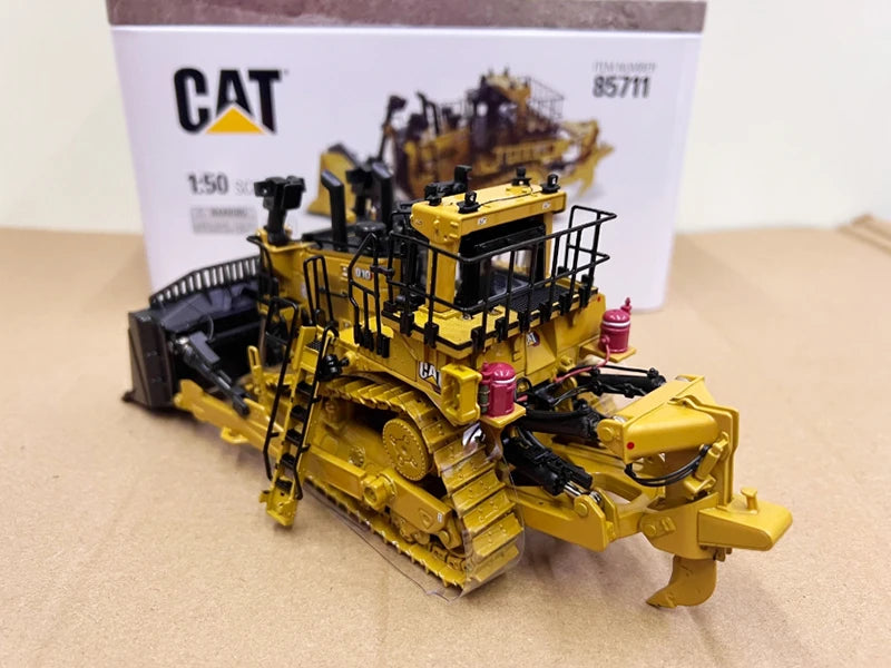 DM Diecast 1:50 Scale CAT D10 DOZER Crawler Bulldozer Alloy Engineering Forklift Model 85711 Finished Simulation Collection Gift