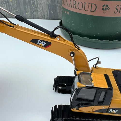1:50 Original Scale Model,CAT 320D L HYDRAULIC EXCAVATOR,diecast model for collection and display